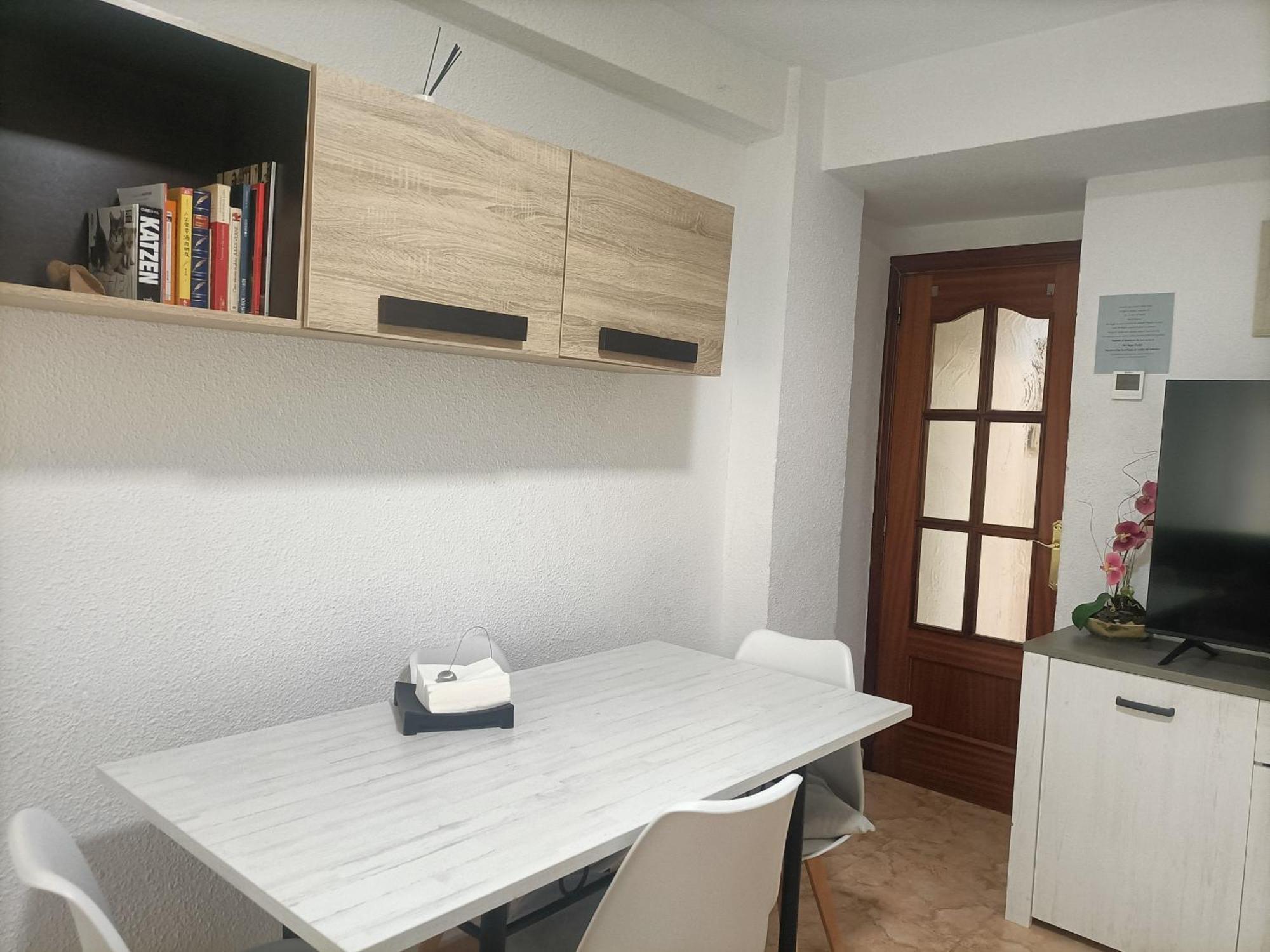 Apartamento Espacioso Frente Al Corte Ingles Con Plaza De Garaje Gratis - Vu75 Salamanca Exterior foto